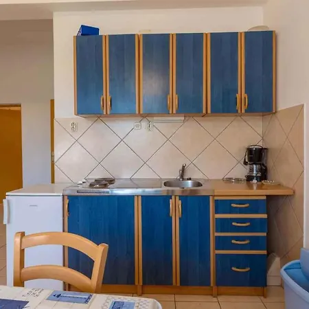 One-bedroom 22